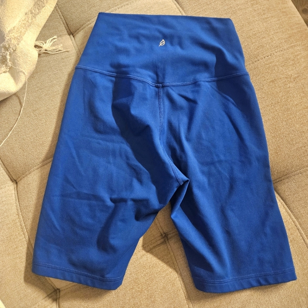 P’tula The Mayra Il Short: 8" Size  M Pacific Blue  Athletic Gym